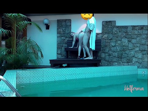 ❤️ 老板邀请女佣去泳池,却忍不住要来个热辣的 ❤️ Quality sex ❌️